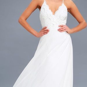 Lulu’s Madalyn White Lace Maxi Dress